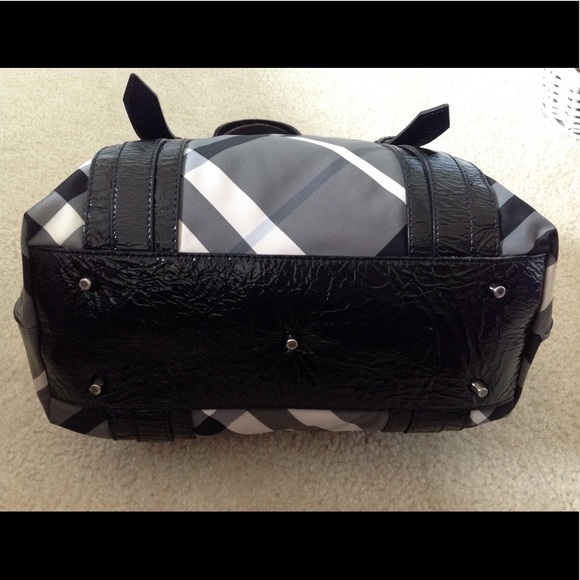 Burberry beat Victoria bag - Picture 2 of 8
